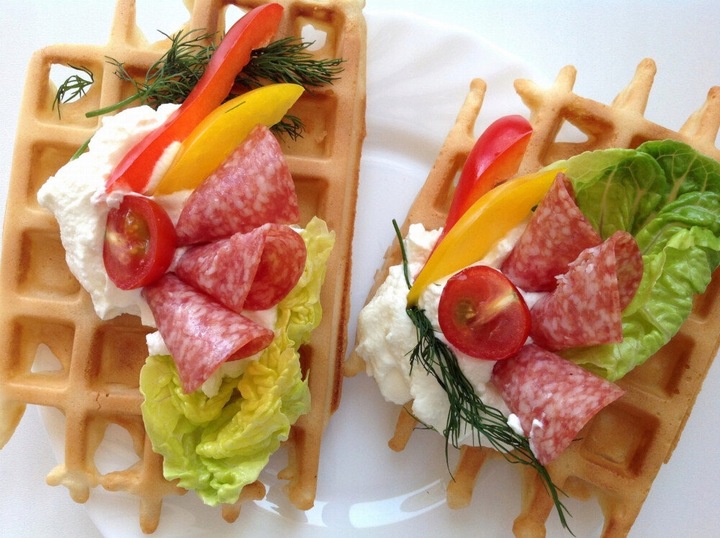 Gofrownica DEZAL 301.5 Profi W Czerwony