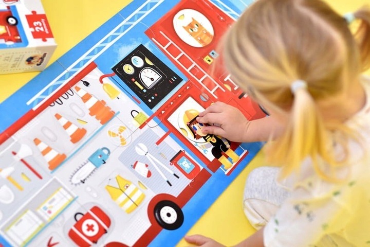 Puzzle z dziurką. Wóz strażacki. Czuczu
