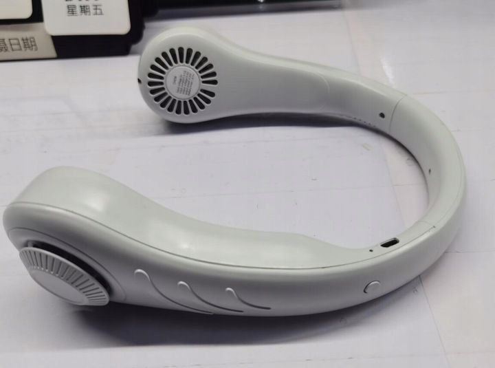 PRZENOŚNY WENTYLATOR NA SZYJĘ MINI BEZŁOPATKOWY CHŁODZIARKA AKUMULATOROWY