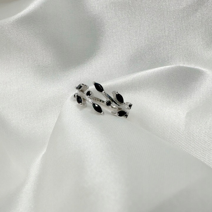 Pierścionek Srebrny pr. 925 z Cyrkoniami Regulowany Uniwersalny Rozmiar