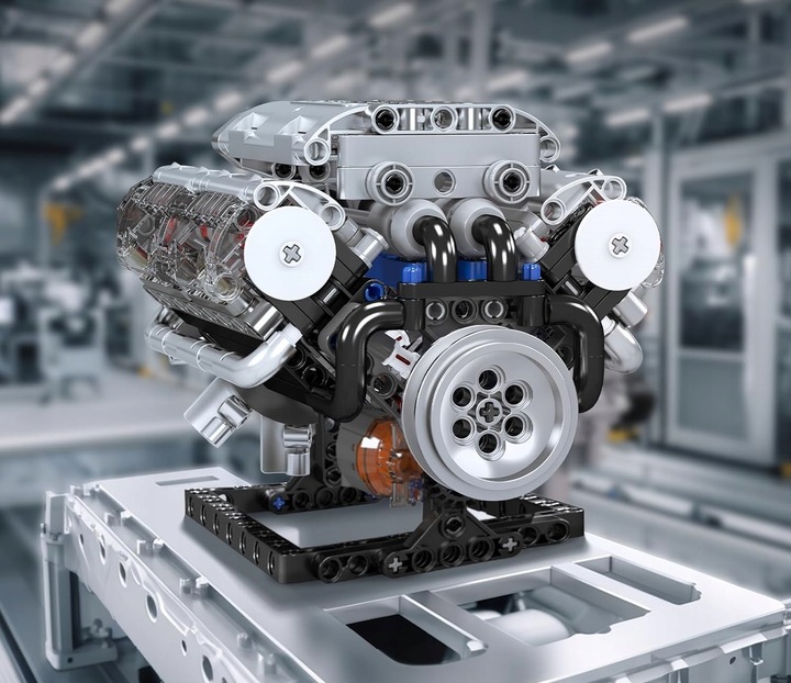 KLOCKI MOULD KING 10088 MODEL SILNIKA V8 OŚMIOCYLINDROWY SILNIK BENZYNOWY