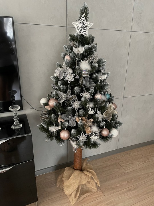 CHOINKA SZTUCZNA 180 CM NA PNIU PIĘKNA SOSNA DIAMENTOWA GĘSTA OŚNIEŻONA