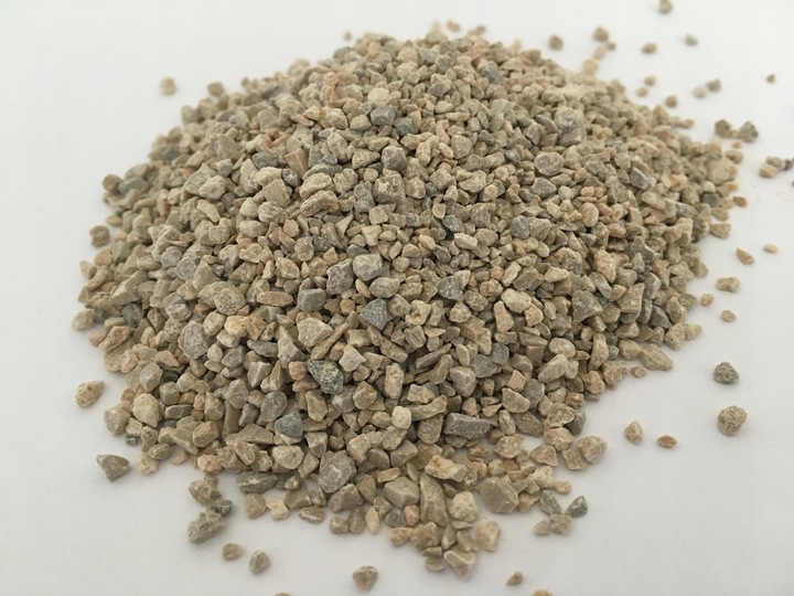 Pasza karma ziarna dla kur niosek bez GMO susz marchew pokrzywa NATURALNA