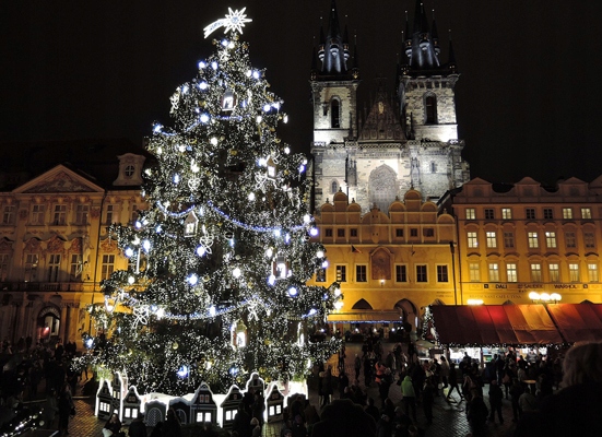 Lampki SOPLE Zewnętrzne GRUBE 100 LED 4,25m ZIMNE BIAŁE + FLASH + Gniazdo