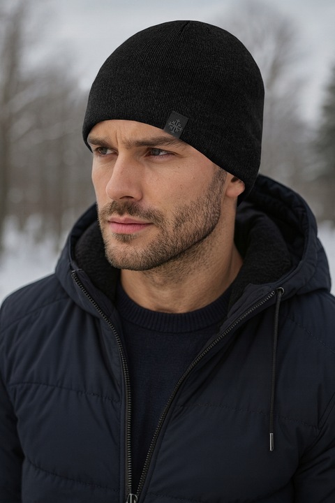 CZAPKA MĘSKA zimowa CIEPŁA DWUWARSTWOWA na POLARZE OCIEPLANA klasyk CZARNA