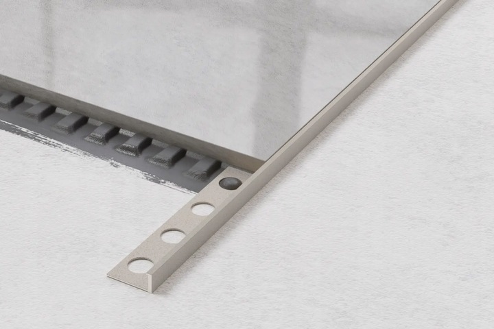 LISTWA WYKOŃCZENIOWA ALUMINIOWA LICOWA AIL BEŻOWA MATOWA 10,5 mm x 270 cm