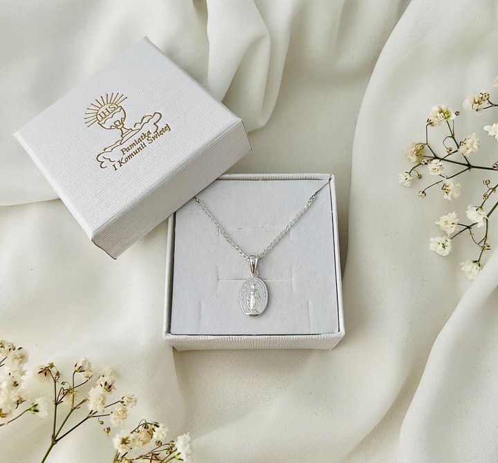 Cudowny medalik Matka Boska i łańcuszek pancerka 45cm dla chłopca święcenie