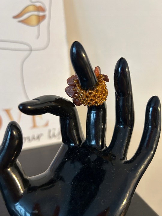 Pierścionek na gumce piasek pustyni i toho kamienie 9