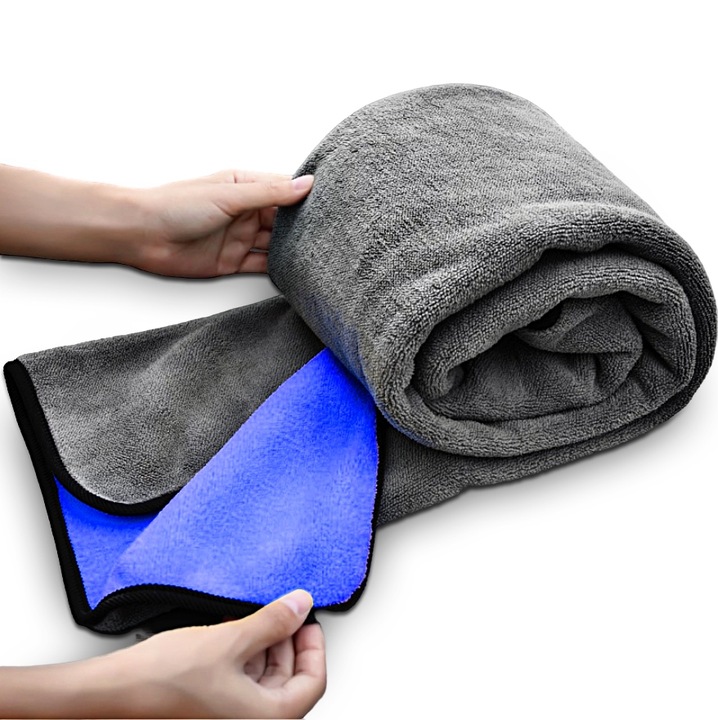 PUSZYSTY RĘCZNIK DO OSUSZANIA AUTA LAKIERU 90x60 Z MIKROFIBRY GRUBY CHŁONNY