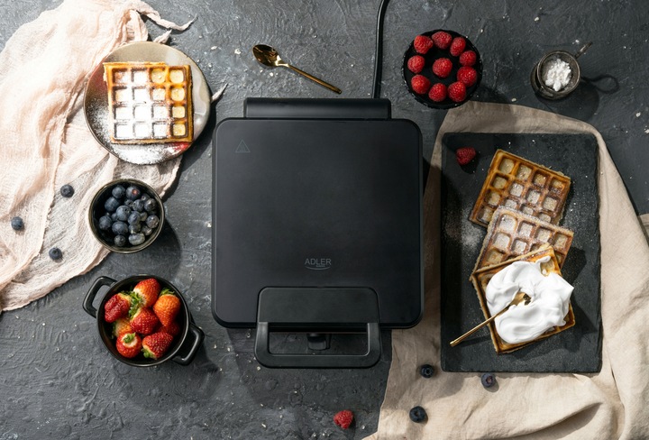 GOFROWNICA AD3049 ADLER 1800W NA 4 CHRUPIĄCE GOFRY