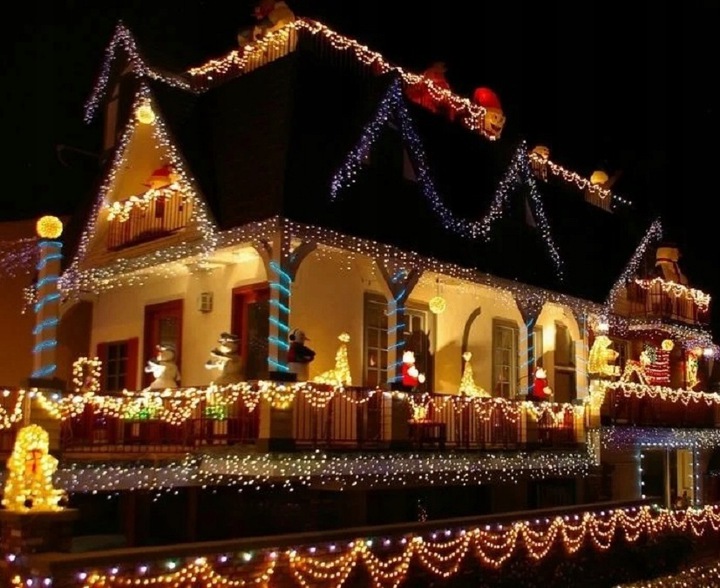 LAMPKI CHOINKOWE LED ŚWIĄTECZNE ZEWNĘTRZNE i WEWNĘTRZNE 200LED 8 TRYBÓW 14m