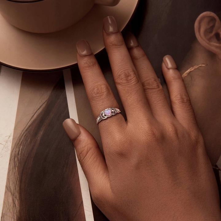 Pierścionek Srebrny 925 Z Opalem Ażurowy Z Opalem W Kształcie Serca r. 12