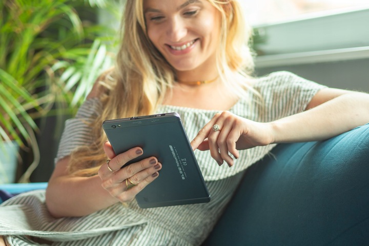 TABLET 8" 4G LTE 4/64GB WiFi SIM GPS HD ANDROID ŁADOWARKA KABEL