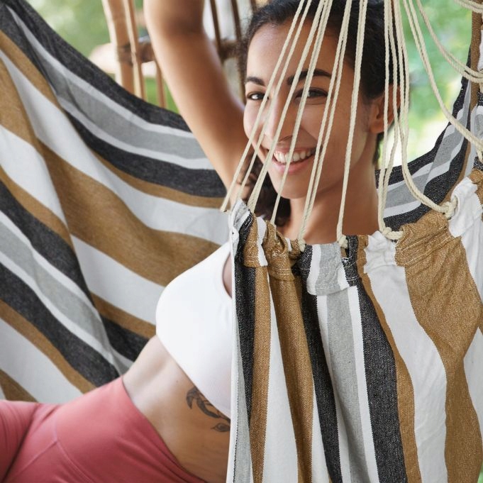 HAMAK FOTEL WISZĄCY OGRODOWY BRAZYLIJSKI BUJANY HUŚTAWKA KOKON BRĄZOWY