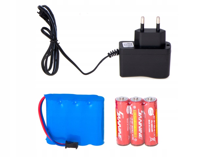 ZDALNIE STEROWANY DUŻY SAMOCHÓD TERENOWY AUTO POJAZD 4x4 PILOT ZASIĘG 50M