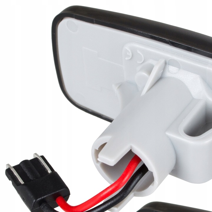 KIERUNKOWSKAZY LED DYNAMICZNE do AUDI A3 8L A4 B5