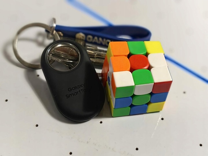 SAMSUNG LOKALIZATOR SmartTag2 BLUETOOTH FUNKCJA UWD UWB DO KLUCZY BRELOK