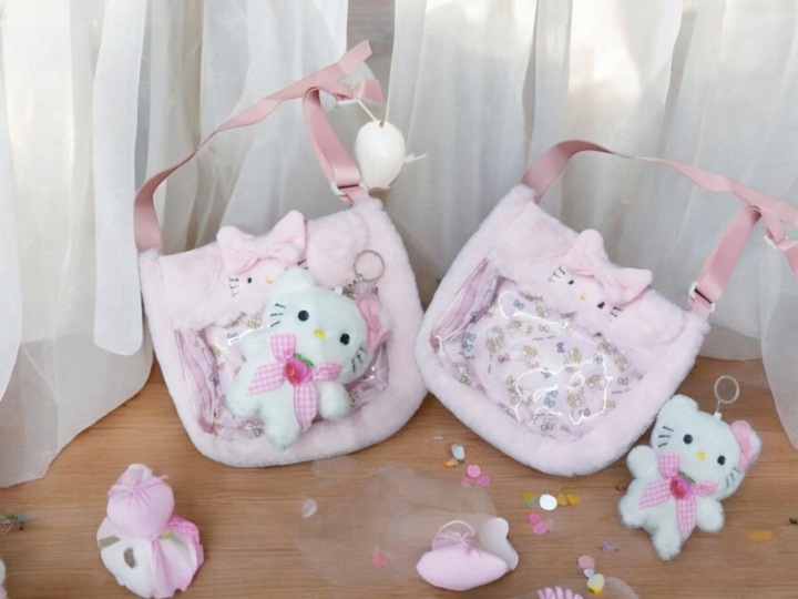 Torebka z Uroczym breloczkiem pluszowym Hello Kitty DZIECIĘCA MŁODZIEŻOWA