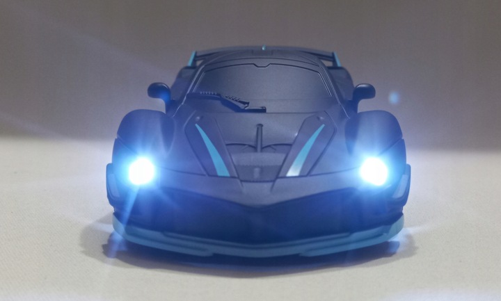 SAMOCHÓD AUTO ZDALNIE STEROWANY CZARNY HYPERCAR MODEL R/C