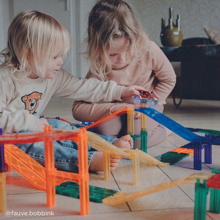 Magnetyczny tor wyścigowy Race Truck Intense 65 el. Cleverclixx