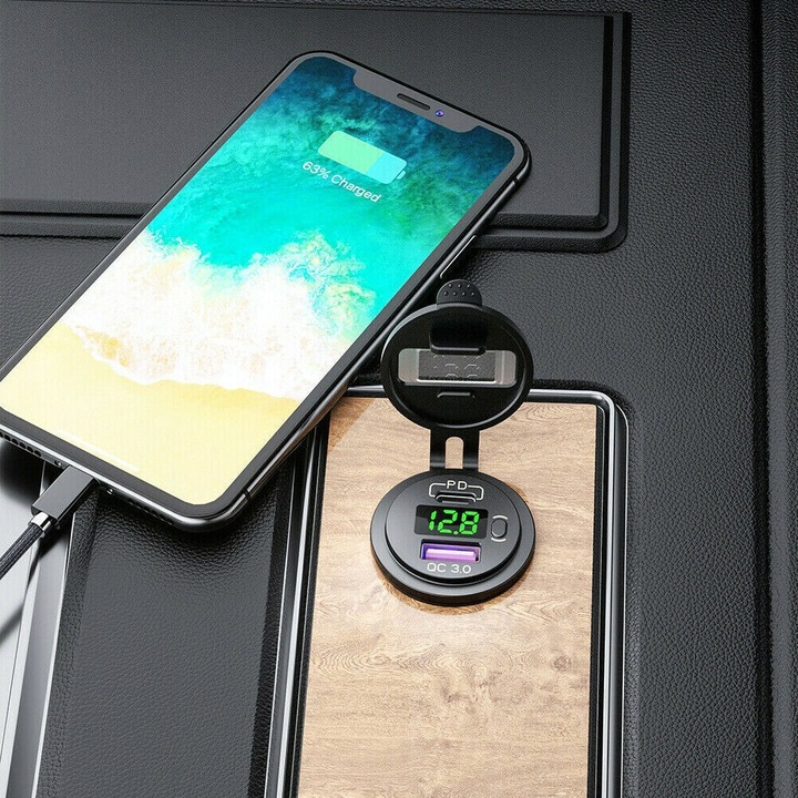 ŁADOWARKA SAMOCHODOWA USB QC3.0 + PD USB C WOLTOMIERZ PRZYCISK ON/OFF