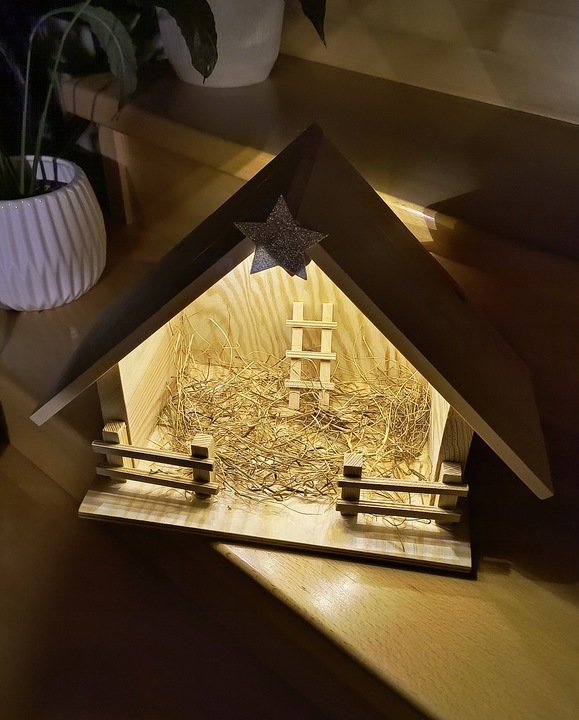 Szopka Bożonarodzeniowa drewniana stajenka oświetlenie led