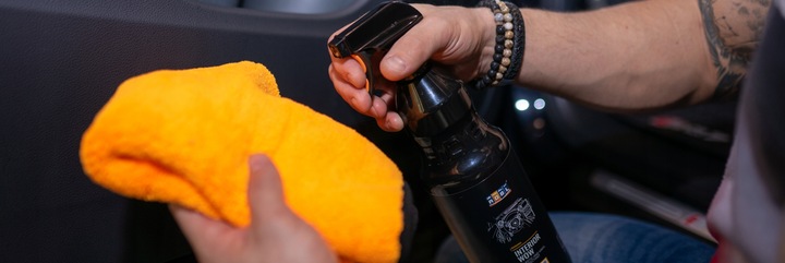 ADBL Interior WOW - Dressing Do Plastików 1L