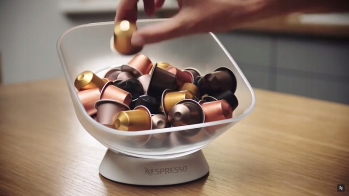 Ekspres DELONGHI Nespresso Inissia EN80.B 19 bar