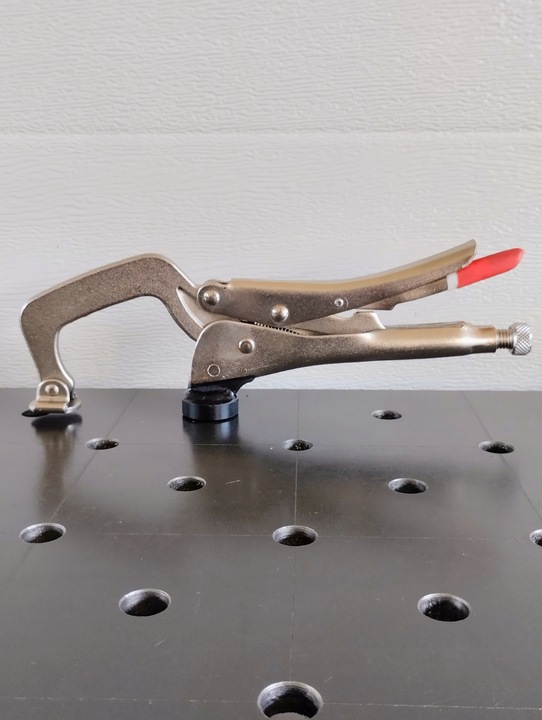 Ścisk spawalniczy Morse’a typu C D16 System 16mm do stołów spawalniczych