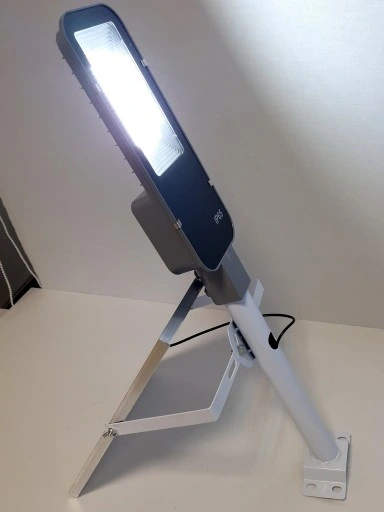 Mocna lampa solarna uliczna 358 LED PANEL SOLARNY+UCHWYT IP65 7000K PILOT