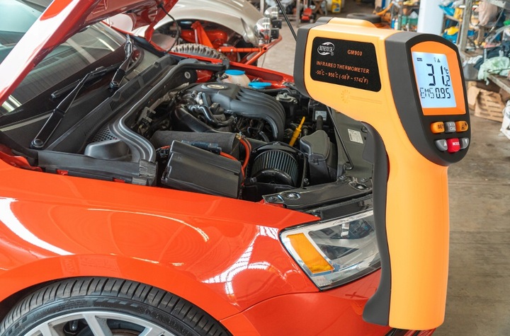 PIROMETR TERMOMETR BEZKONTAKTOWY LASEROWY BEZDOTYKOWY PODCZERWIEŃ -50 +950