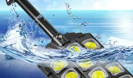 Lampa solarna uliczna 1000W z funkcją on/off Pilot