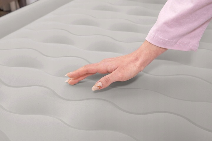 Materac Dmuchany Jednoosobowy Łóżko do Spania z Pompką 230V Bestway 69048