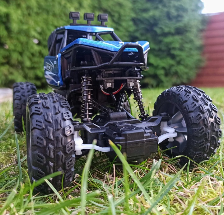 Autko Zdalnie Sterowane MONSTER TRUCK METAL LED dla Dzieci samochód RC auto