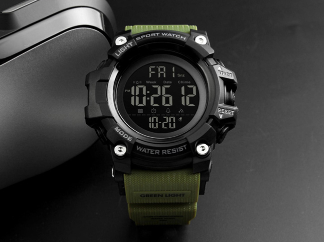 Zegarek męski elektroniczny alarm 12/24 h stoper LED data