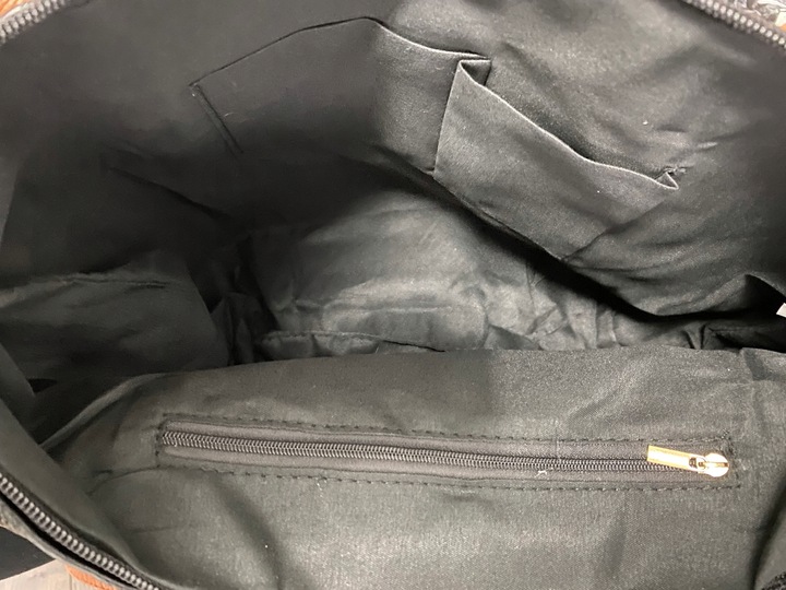 Torebka Damska Shopperka Pojemna A4 Modna Torba Listonoszka PU682 czarna