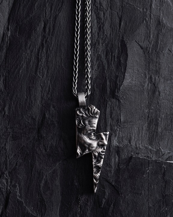 Srebrny wisiorek ZEUS. LIGHTNING