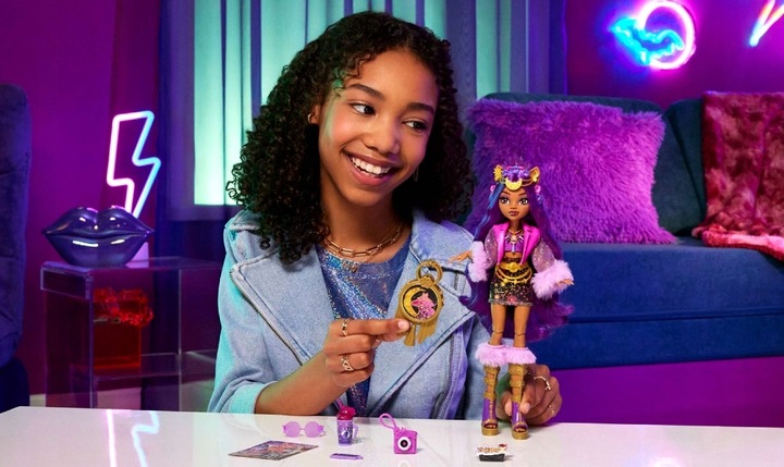 LALKA MONSTER HIGH CLAWDEEN WOLF POTWÓR MODOWA AKCESORIA FESTIWALOWE FEST