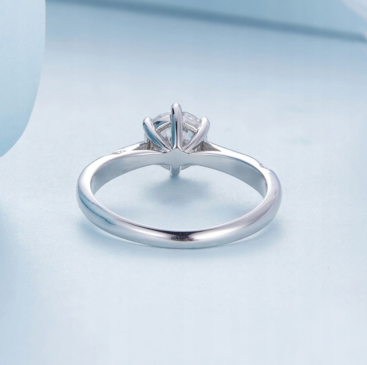 Pierścionek Moissanit 6,5 mm 1 karat srebro 925 rozmiar 22 PL