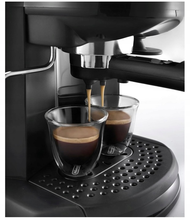 Kolbowy ekspres ciśnieniowy De'Longhi EC 201CD.B 1100 W czarny