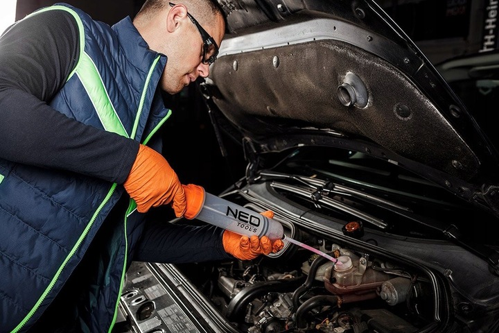 NEO STRZYKAWKA ODSYSARKA OLEJU PŁYN HAMULCOWY PALIWO 500ML WYSYSARKA RĘCZNA