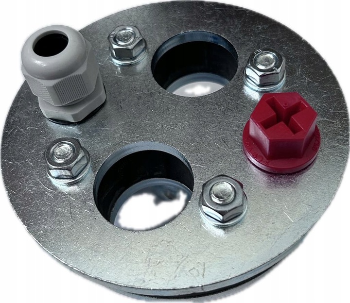 Głowica studzienna 125/32 x 2 na dwie pompy, Głowica do studni głębinowej