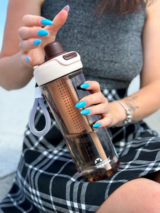 Butelka na wodę z sitkiem słomką bidon BPA free Majestic Sport 950 ml