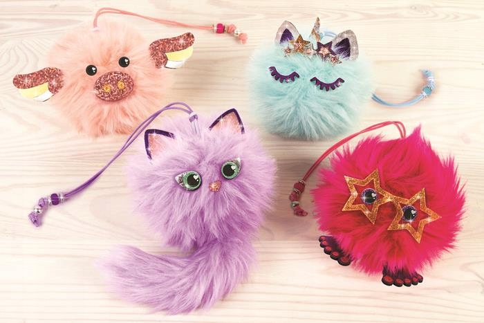 MAKE IT REAL zestaw kreatywny do tworzenia Puszystych Breloczków