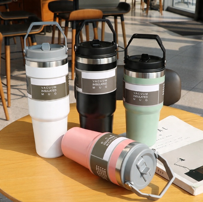 KUBEK TERMICZNY Z UCHWYTEM NA KAWĘ HERBATĘ SZCZELNY POJEMNY 900ML ZIELONY