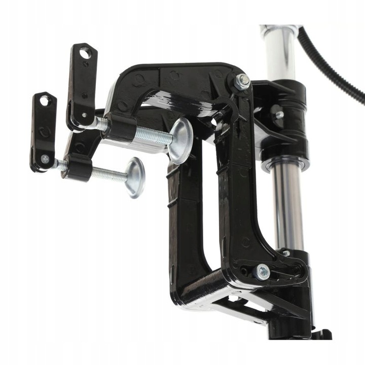 SILNIK ZABURTOWY SPALINOWY DO ŁÓDKI PONTONU 2-SUWOWY 5.8KM KD177