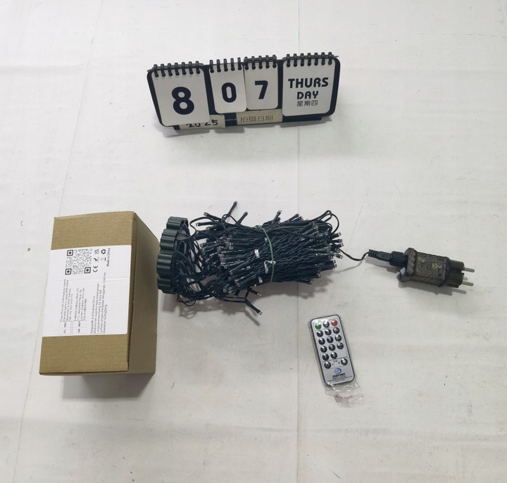 ŚWIATEŁKA CHOINKOWE Z WBUDOWANĄ PAMIĘCIĄ 8 TRYBÓW LEDOWYCH