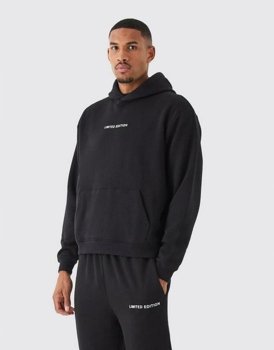 CZARNA BLUZA DRESOWA Z KAPTUREM KANGURKA OVERSIZE NADRUK BOOHOO M