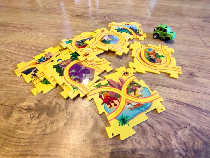 TOR SAMOCHODOWY KREATYWNE PUZZLE DINOZAUR PARK AUTKO 15 el. PUZZLE RAIL CAR