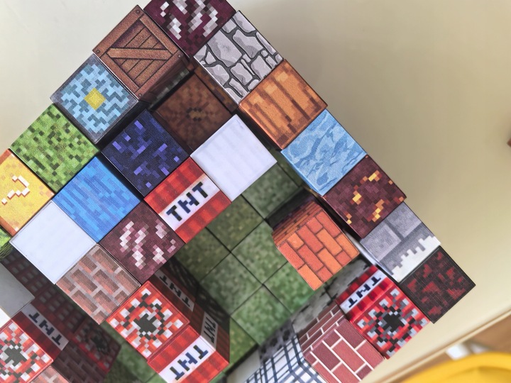 KLOCKI MAGNETYCZNE KLOCKI SZEŚCIANY 100 KLOCKÓW + 5 LUDZIK KLOCKI PIKSELE